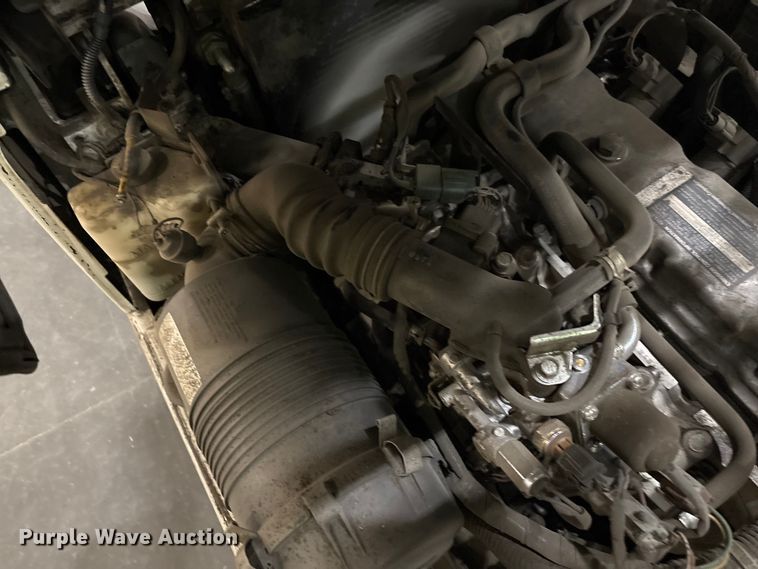 image for item EF0987 2017 UniCarriers CFS40 forklift