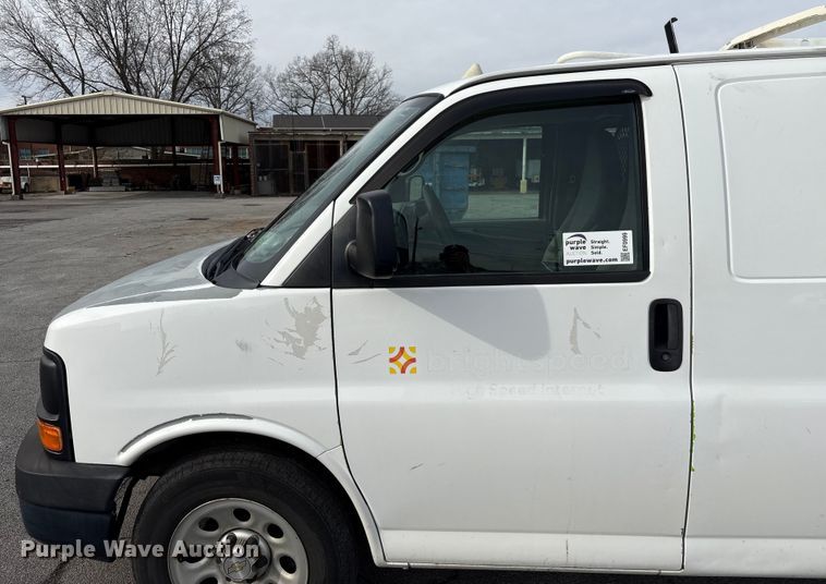 image for item EF0999 2012 Chevrolet Express 1500 van