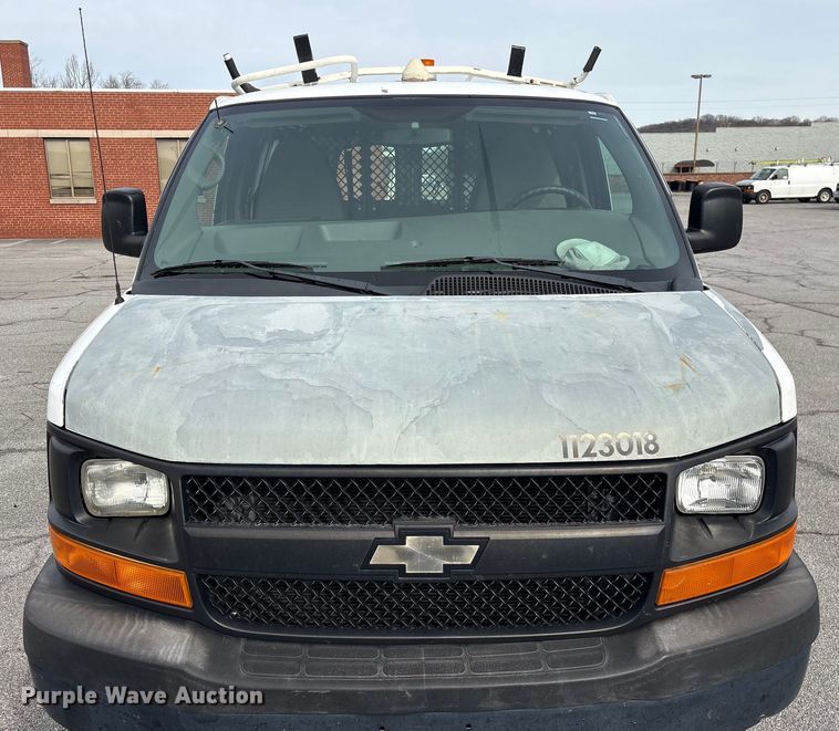 image for item EF0999 2012 Chevrolet Express 1500 van