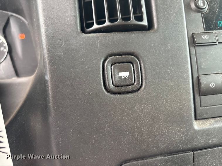 image for item EF0999 2012 Chevrolet Express 1500 van