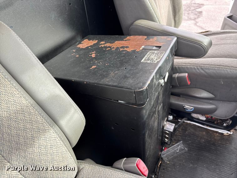 image for item EF0999 2012 Chevrolet Express 1500 van