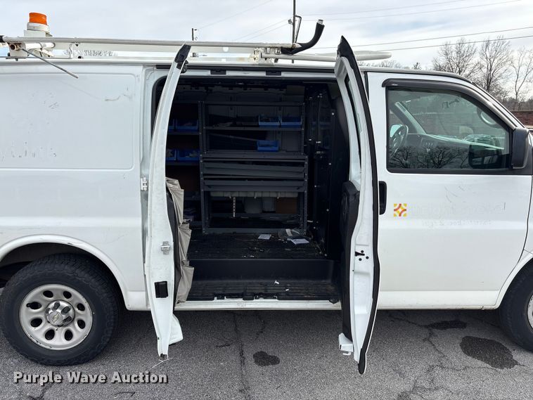 image for item EF0999 2012 Chevrolet Express 1500 van