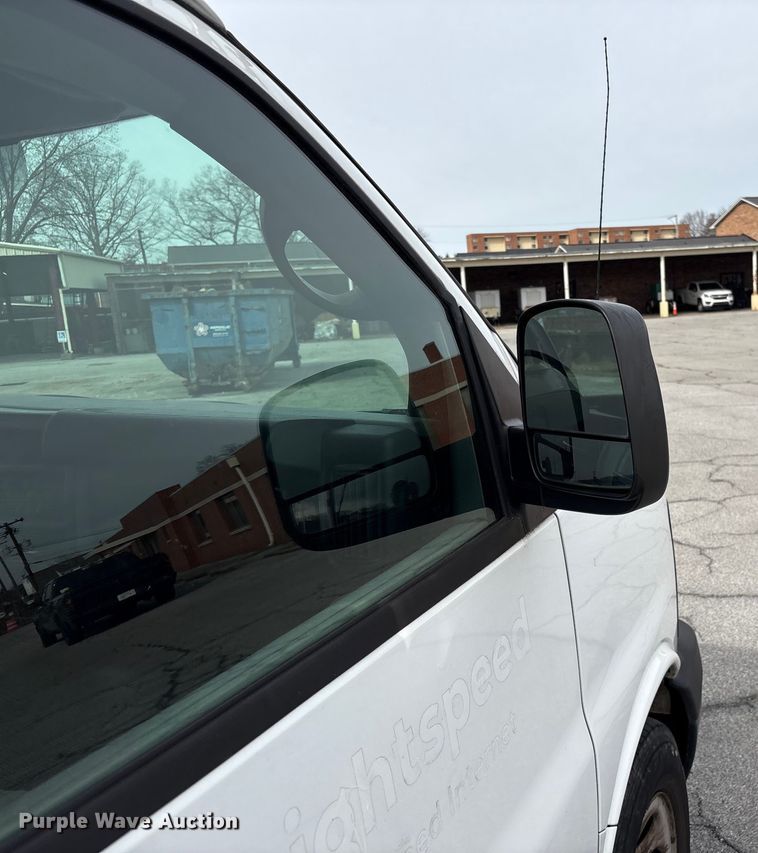 image for item EF1000 2012 Chevrolet Express 1500 van