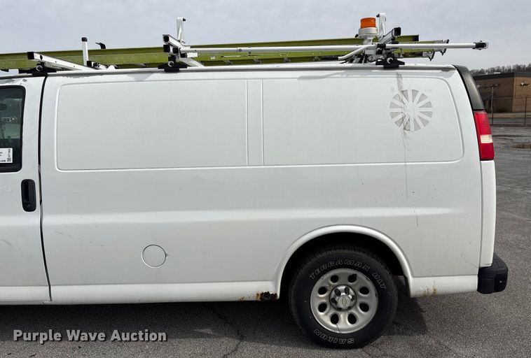 image for item EF1000 2012 Chevrolet Express 1500 van