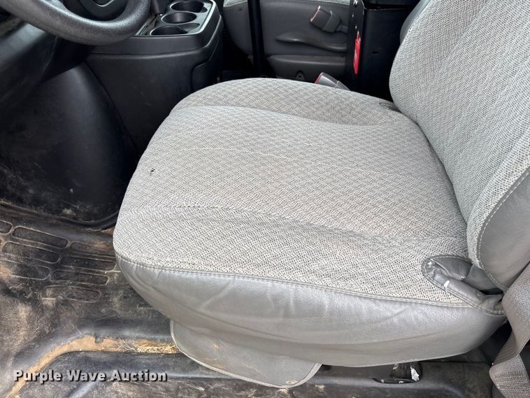 image for item EF1000 2012 Chevrolet Express 1500 van