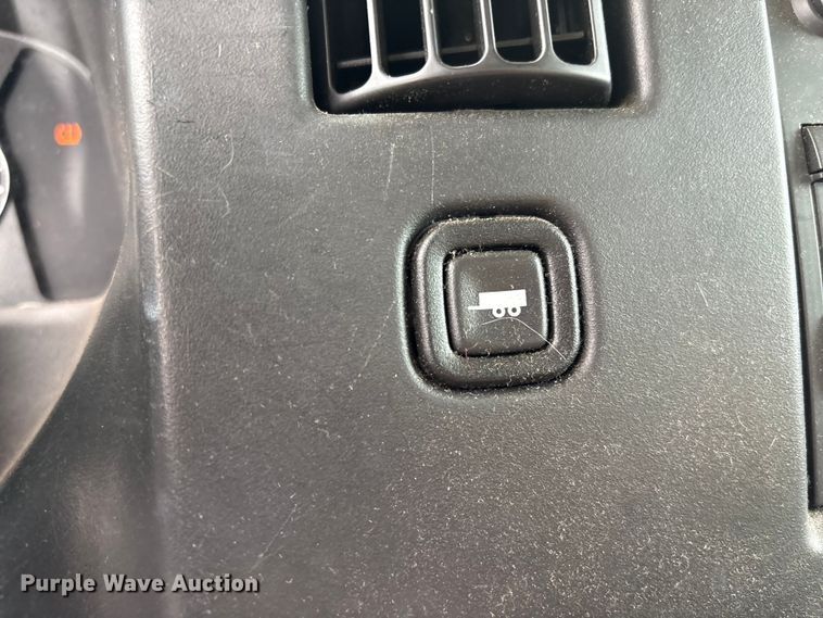 image for item EF1000 2012 Chevrolet Express 1500 van