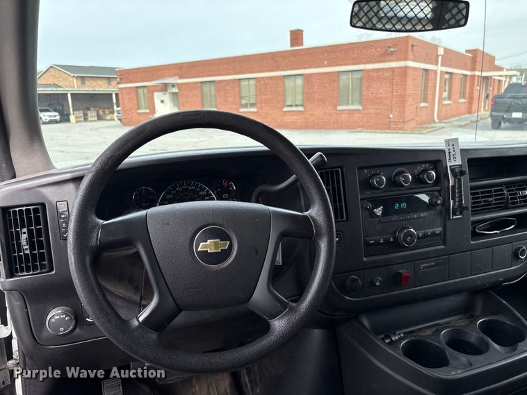 image for item EF1000 2012 Chevrolet Express 1500 van