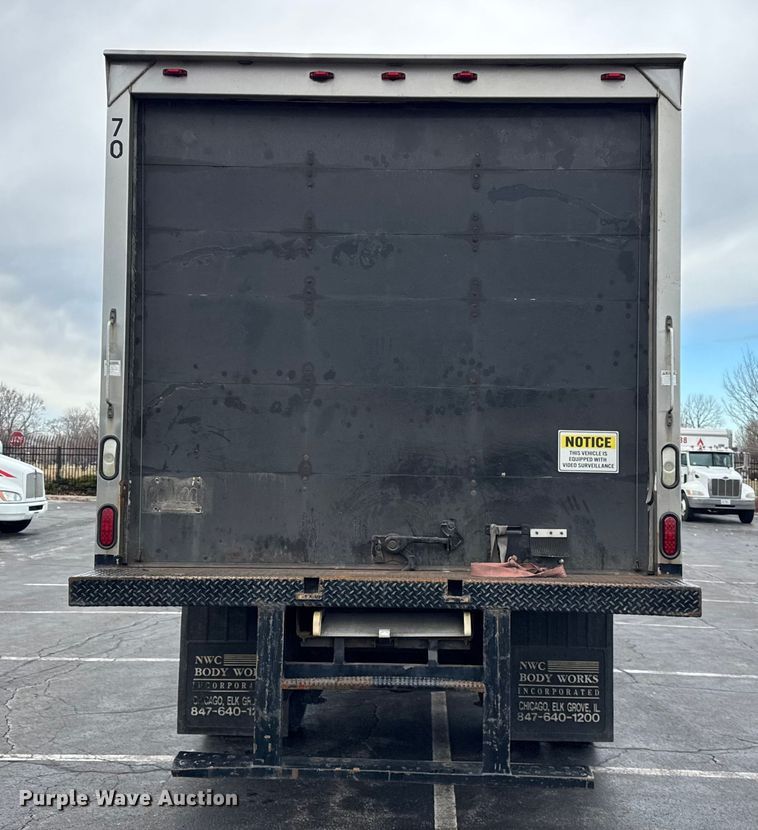 image for item EF2298 2002 International 4700 box truck