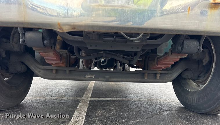 image for item EF2298 2002 International 4700 box truck