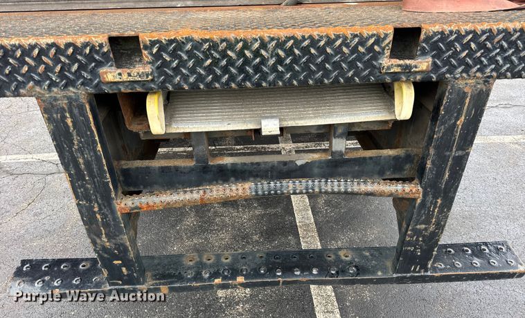 image for item EF2298 2002 International 4700 box truck