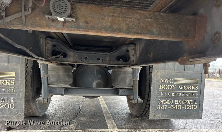 image for item EF2298 2002 International 4700 box truck