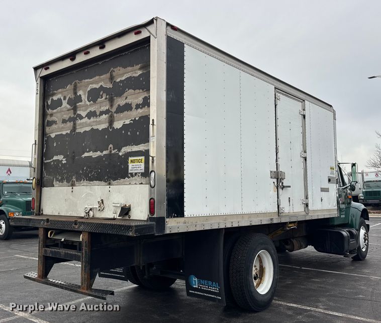 image for item EF2300 2002 International 4700 box truck