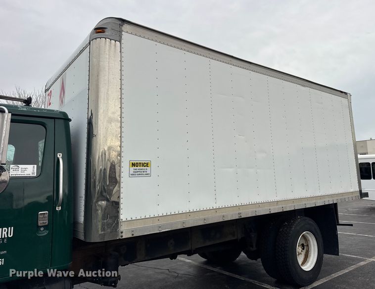 image for item EF2300 2002 International 4700 box truck