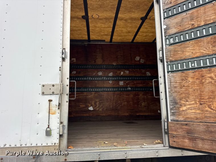 image for item EF2300 2002 International 4700 box truck