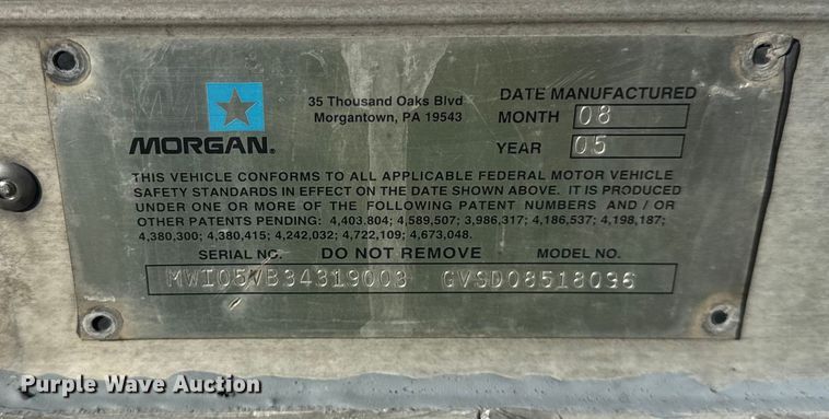 image for item EF2306 2006 International 4300 box truck