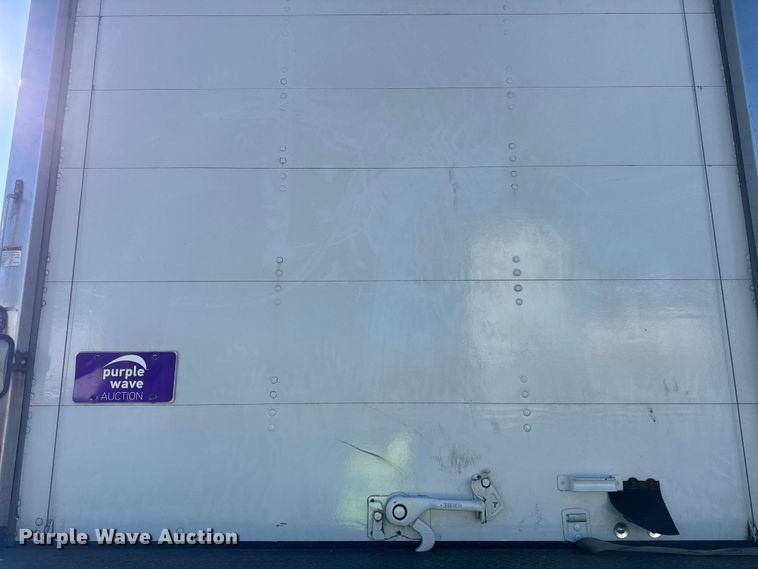 image for item EF2306 2006 International 4300 box truck