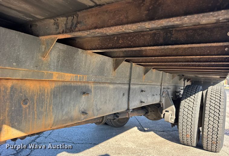 image for item EF2306 2006 International 4300 box truck