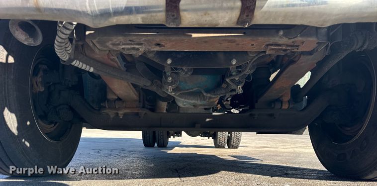 image for item EF2306 2006 International 4300 box truck