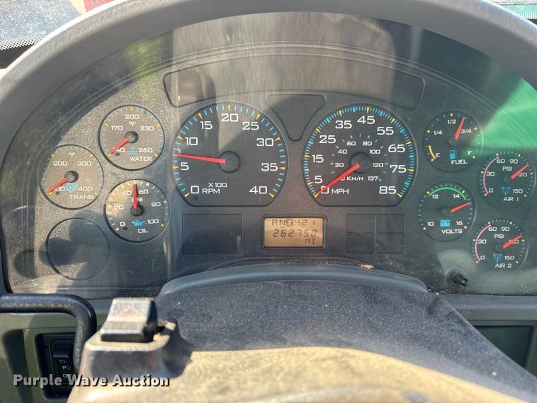 image for item EF2306 2006 International 4300 box truck