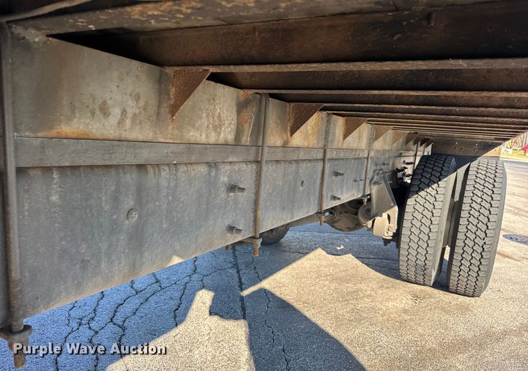 image for item EF2307 2006 International 4300 box truck