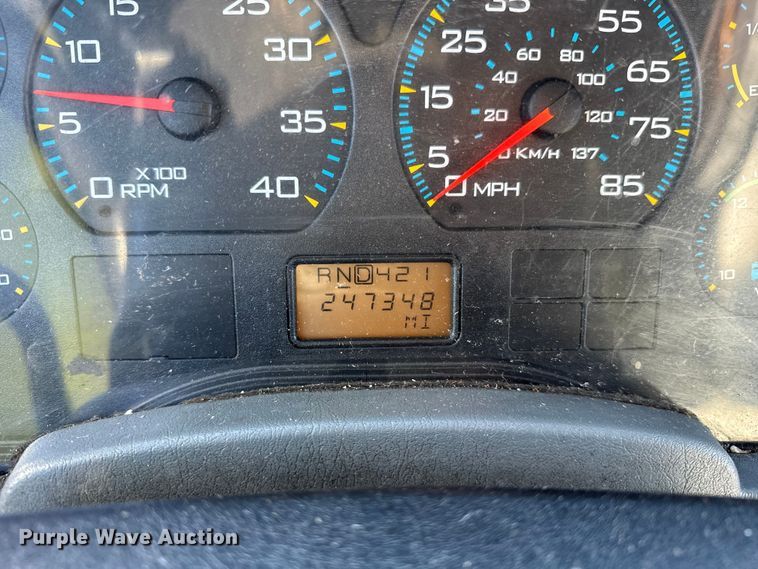 image for item EF2307 2006 International 4300 box truck