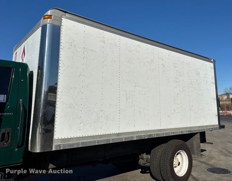 image for item EF2309 2006 International 4300 box truck