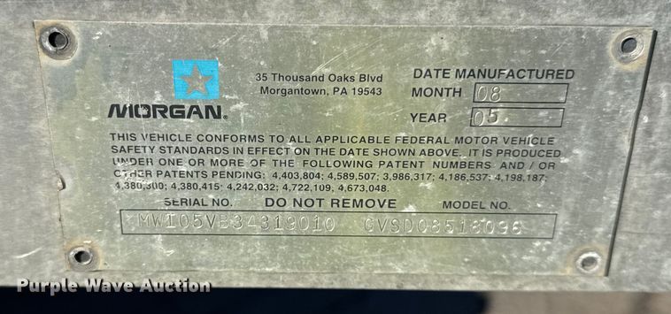 image for item EF2309 2006 International 4300 box truck