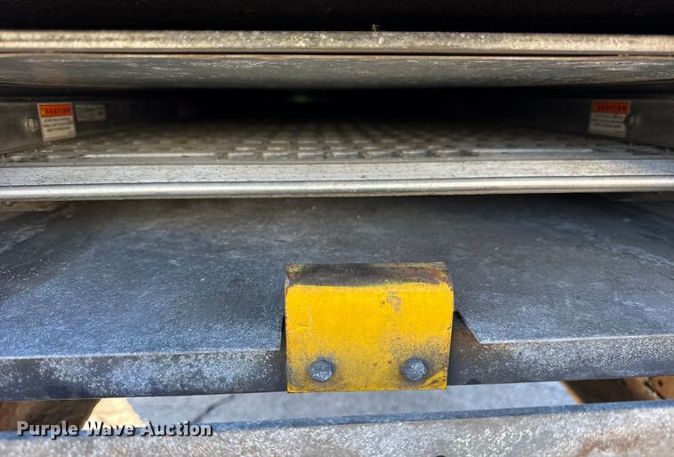 image for item EF2309 2006 International 4300 box truck