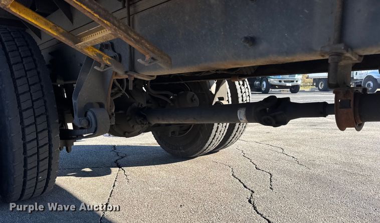 image for item EF2309 2006 International 4300 box truck