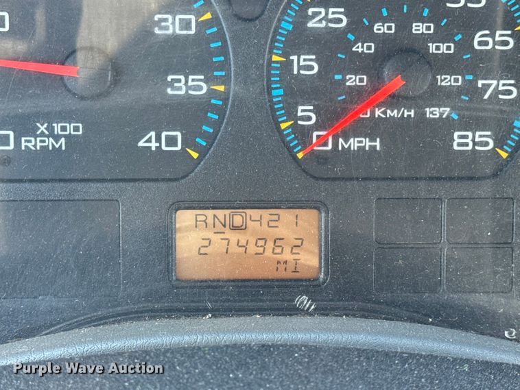 image for item EF2309 2006 International 4300 box truck