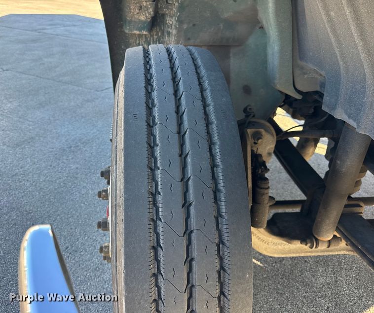 image for item EF2309 2006 International 4300 box truck