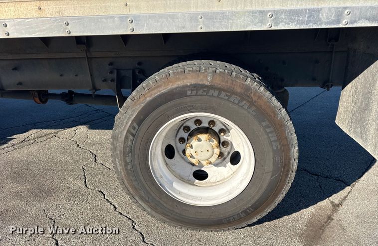 image for item EF2309 2006 International 4300 box truck