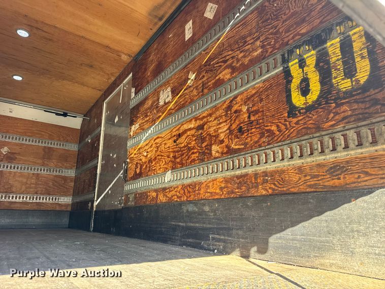 image for item EF2311 2005 International 4300 box truck