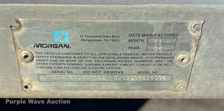 image for item EF2312 2005 International 4300 box truck