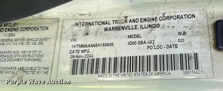 image for item EF2312 2005 International 4300 box truck