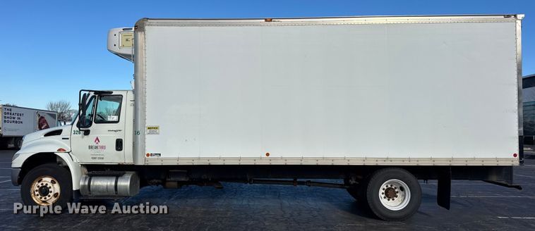 image for item EF2316 2010 International 4300 refrigerated truck