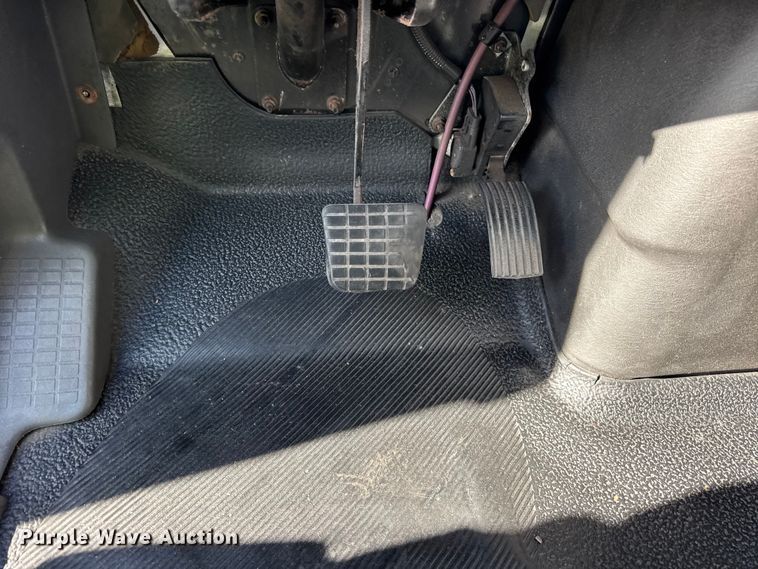 image for item EF2316 2010 International 4300 refrigerated truck