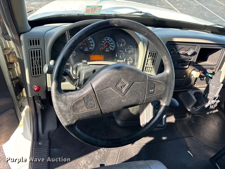 image for item EF2316 2010 International 4300 refrigerated truck