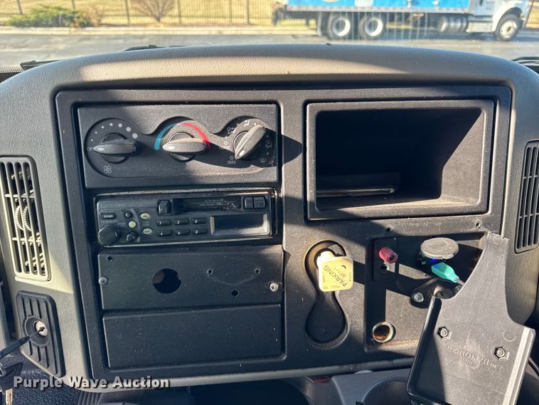 image for item EF2316 2010 International 4300 refrigerated truck