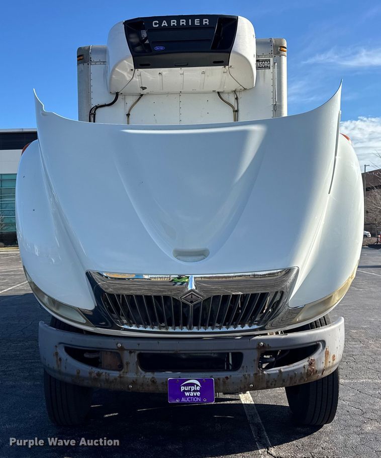 image for item EF2316 2010 International 4300 refrigerated truck