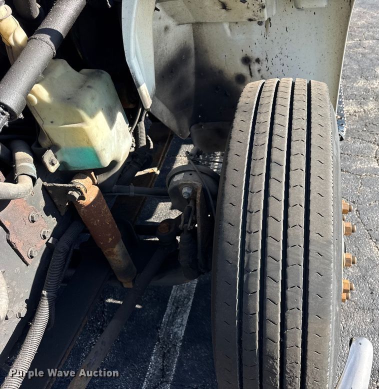 image for item EF2316 2010 International 4300 refrigerated truck