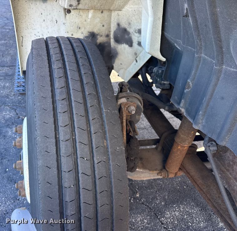 image for item EF2316 2010 International 4300 refrigerated truck