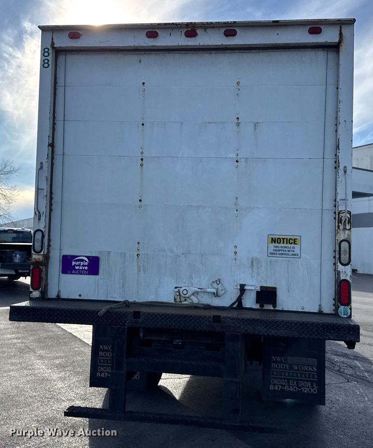 image for item EF2319 2005 International 4300 box truck