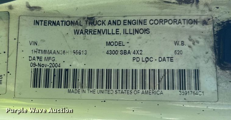 image for item EF2319 2005 International 4300 box truck