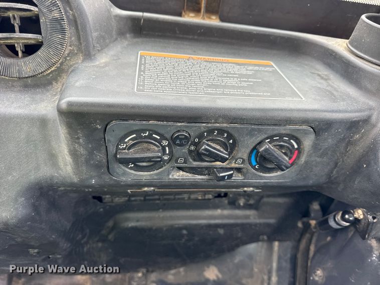 image for item EF2413 2015 Kubota RTV-X1100C utility vehicle