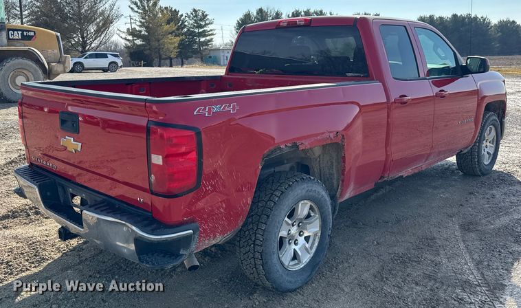 image for item EF2425 2015 Chevrolet Silverado 1500 Ext. Cab pickup truck