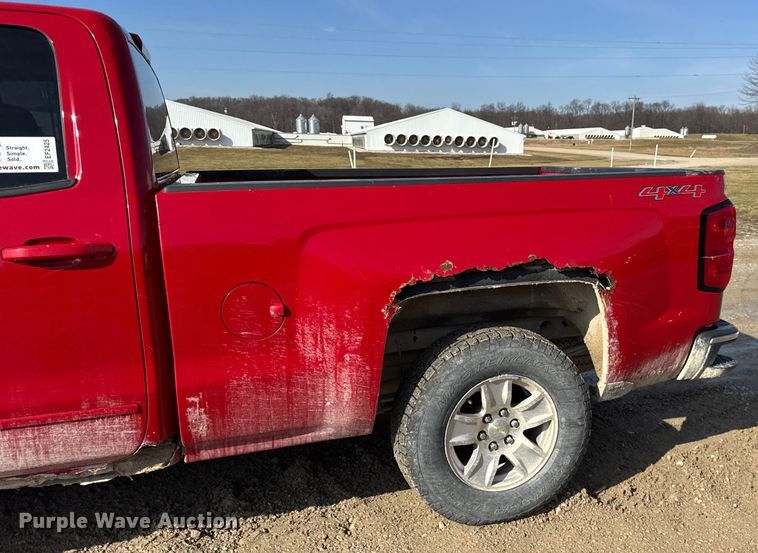 image for item EF2425 2015 Chevrolet Silverado 1500 Ext. Cab pickup truck