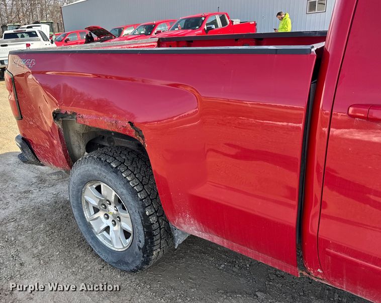 image for item EF2425 2015 Chevrolet Silverado 1500 Ext. Cab pickup truck