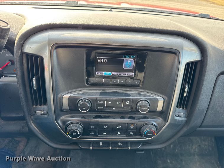 image for item EF2425 2015 Chevrolet Silverado 1500 Ext. Cab pickup truck