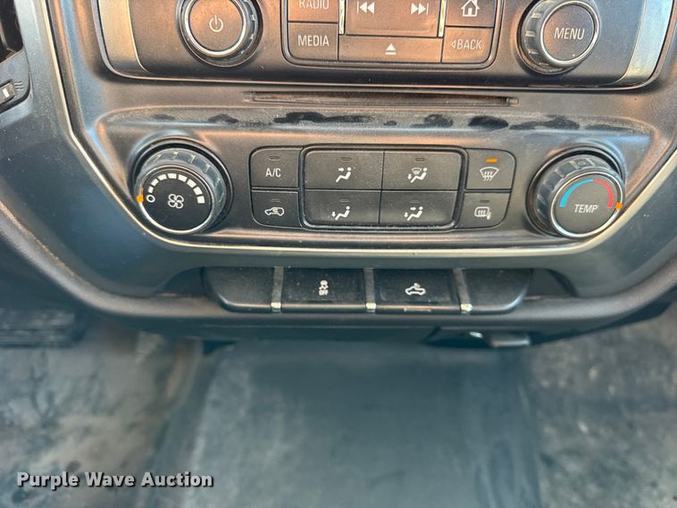 image for item EF2425 2015 Chevrolet Silverado 1500 Ext. Cab pickup truck